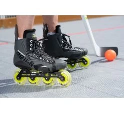 Reign Hockey Skates - Ares 80