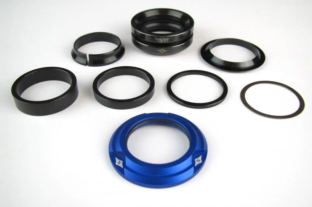 Sacrifice Intergrated Headset Hyper (3 Colours)